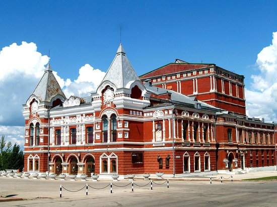 samara-academic-gorky.jpg